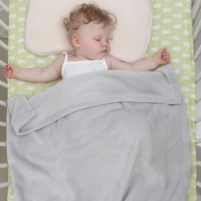 DaysU Plush Flannel Baby Blanket Super-soft Lightweight, Embroidered Fleece Baby Blanket for Unisex, Oversized Bed Throws for Kids and Children, Grey Giraffe, 50”x60”