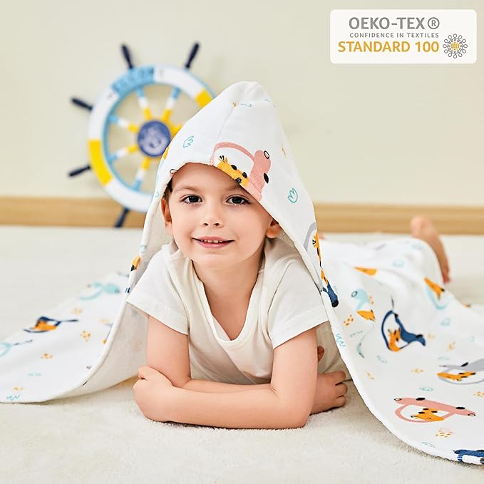Kids Bath Hooded Towels, Kids Beach Towel for Boys Girls Super Soft and Absorbent, Beach | Pool | Bath | Swim Towels for Baby Kids Ages 0-8, 30X50 in, Giraffe