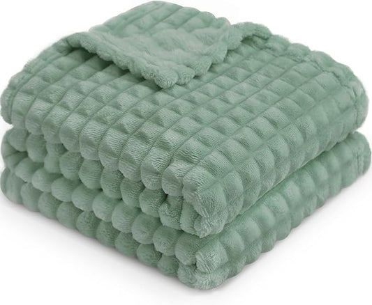 HOMRITAR 3D Flannel Fleece Baby Blanket for Unisex Sage Green Super Soft Plush Cozy Toddler Blanket with Square Grid Design Luxury Bed Blankets for Boys Girls 30 x 40 Inch