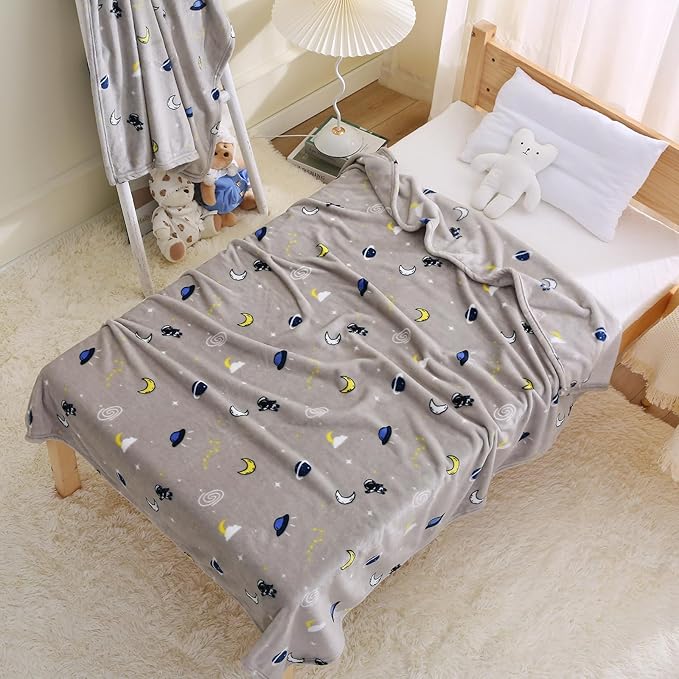DaysU Plush Flannel Baby Blanket Super-soft Lightweight, Printed Fleece Baby Blanket for Boys, Portable Bed Throws for Baby Crib and Toddler Bed, Grey Space, 30”x40”