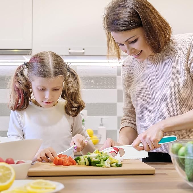 MOTYAWN 8 Pieces Kids Plastic Nylon Cooking Knife Set, Safe Knives for Bread Without BPA,Children's Safe Cooking Chef Nylon Knives for Cooking and Cutting Fruits, Veggies & Cake