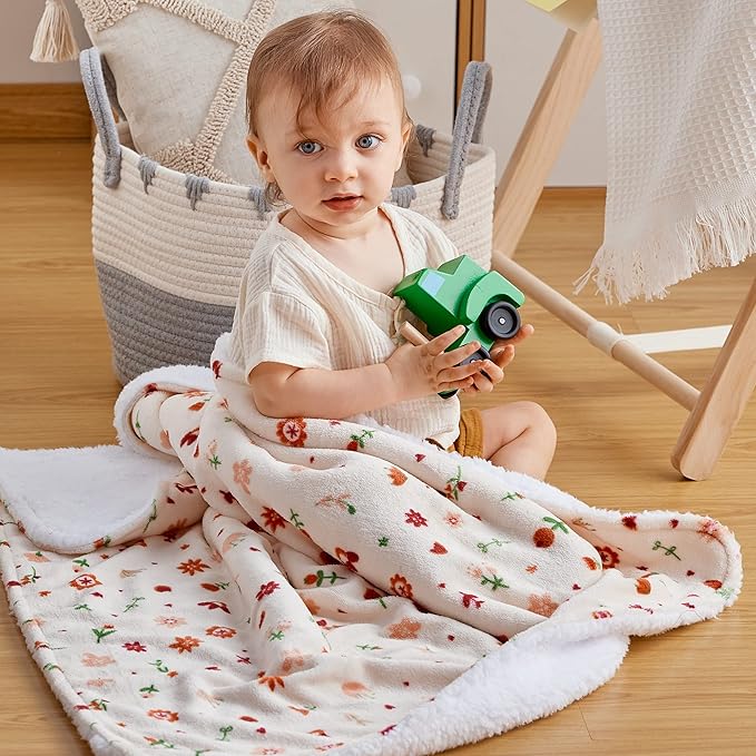 DaysU Plush Flannel Sherpa Baby Blanket for Girls Boys, Generous Reversible Soft Micro Fleece Toddler Bed Throw Blanket with Flower Print for Kids and Children, Floral, 50"x60"