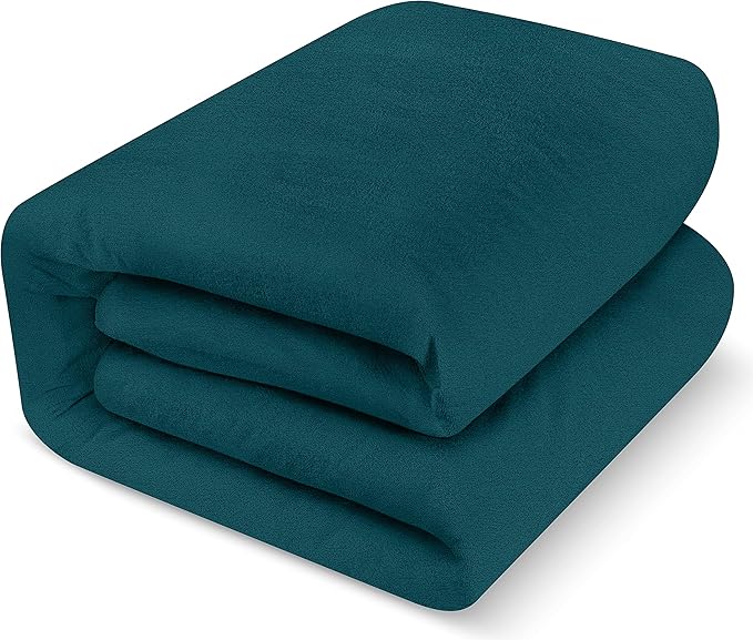 Utopia Bedding Waterproof Mattress Protector Queen Size, Premium Terry Mattress Cover 200 GSM, Breathable, Fitted Style with Stretchable Pockets (Teal)