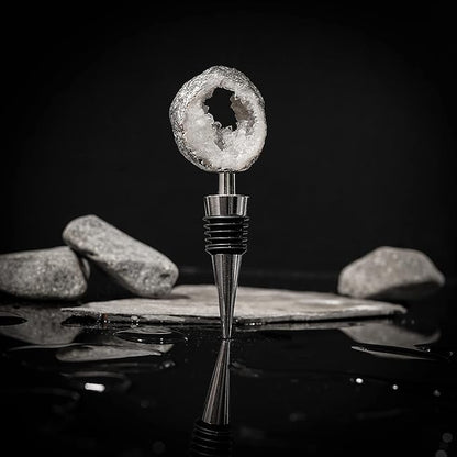 NIKITA Crystal Bottle Stopper - Natural Quartz Agate Bar Accessory in Gold or Silver - Engagement Gifts for Couples Newly Engaged or Bride to Be - Wine seal - Wine Stopper (Silver)