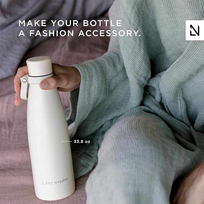 LARS NYSØM Stainless Steel Insulated Water Bottle 25oz 34oz | BPA-free Insulated Thermo Flask for Hot and Cold Beverages | Leakproof Drinking Bottle (Buttercream, 34oz)
