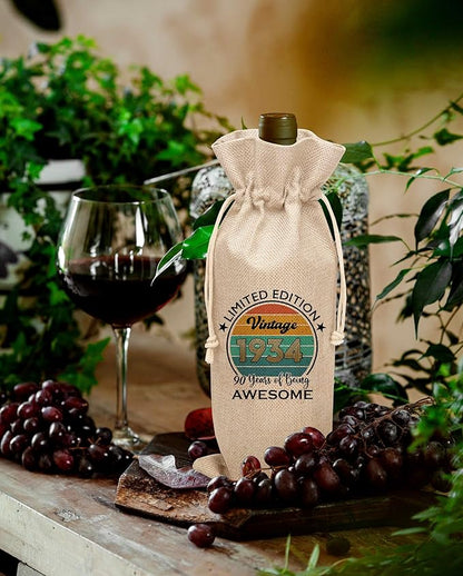 Disfuco 90th Birthday Wine Gift Bag, 1934 Birthday Gift Wine Bag, Burlap Wine Bottle Cover Bag For Women Men, Friends, Daughter, Son, Newphew, Niece, 1 Pc (B08)