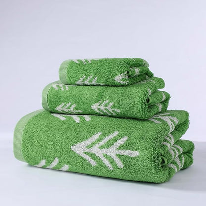 Luxury Christmas Tree Pine Green Bath Towel Sets for Bathroom, 1 Bath Towels 1 Hand Towels 1 Washcloths 100% Cotton Fluffy Highly Absorbent Double Sided Pattern Towel for Women Kids Elderly