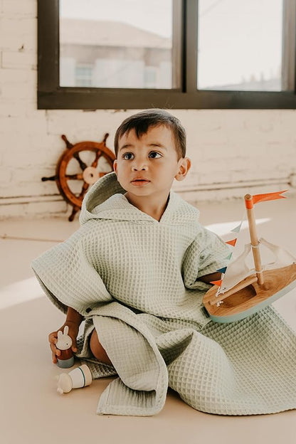 Hooded Towel for Babies + Toddlers | Snaps into a Poncho | Organic Cotton Waffle | Lighweight and Absorbent | Bath, Beach, and Pool | Multiple Colors (Small (0-3 Yrs), Fog)