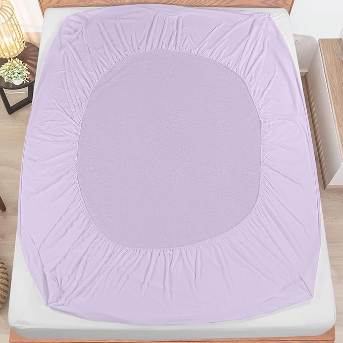Utopia Bedding Waterproof Mattress Protector Queen Size, Premium Terry Mattress Cover 200 GSM, Breathable, Fitted Style with Stretchable Pockets (Lavender)