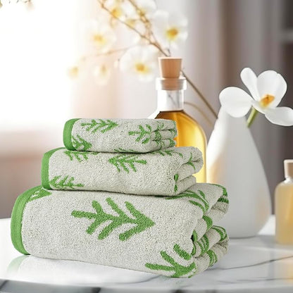 Luxury Christmas Tree Pine Green Bath Towel Sets for Bathroom, 1 Bath Towels 1 Hand Towels 1 Washcloths 100% Cotton Fluffy Highly Absorbent Double Sided Pattern Towel for Women Kids Elderly