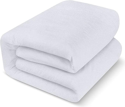 Utopia Bedding Waterproof Mattress Protector Twin XL Size, Premium Terry Mattress Cover 200 GSM, Breathable, Fitted Style with Stretchable Pockets (White)